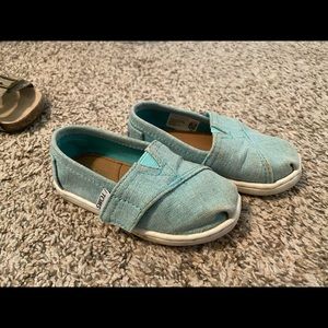 Toddler toms!